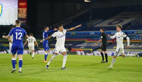 Marcelo bielsa would quit leeds united if they sold their best players like raphinha, according to gabby agbonlahor. LUFC: Fans praise Raphinha's first-half | thisisfutbol.com