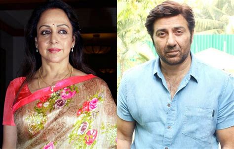 Sunny deol was born on 19th oct 1956 in sahnewal, punjab. 7 Bollywood Actresses And Their Age Difference With Their Step Kids