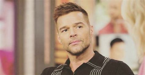 Ricky Martin Muestra Su Torso Desnudo Y Alborota A Sus Seguidores