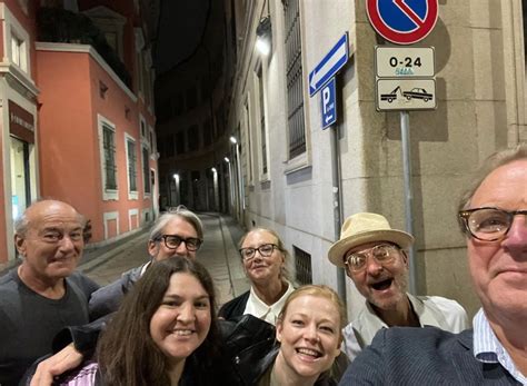 Best Of Sarah Snook On Twitter The Succession Cast Behind The Scenes In Italy