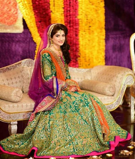 Adorable Pakistani Mehndi Dresses For Brides 2018 Wedding Dresses