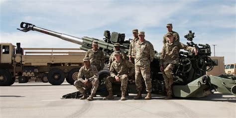Here's the M777 howitzer US Marines burned out while fighting ISIS ...
