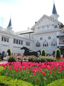 Louisville skyline with churchill downs in the foregound. The Twin Spires of Churchill Downs | Photo