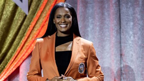 Swin Cash Pelicans Vp Enshrined In Basketball Hall Of Fame S Class Of