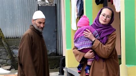 Ukrainian Woman Married To Kashmiri Urges Indian Govt To Help Her
