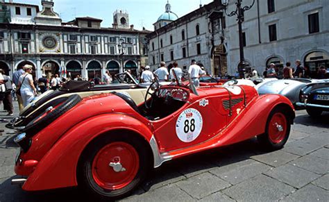 The prestigious mille miglia is undoubtedly the most beautiful car race in the world, (la corsa piu bella del mondo as true aficionados call it). Deutsche Bank sponsor per la 1000 Miglia 2020 e 2021 ...