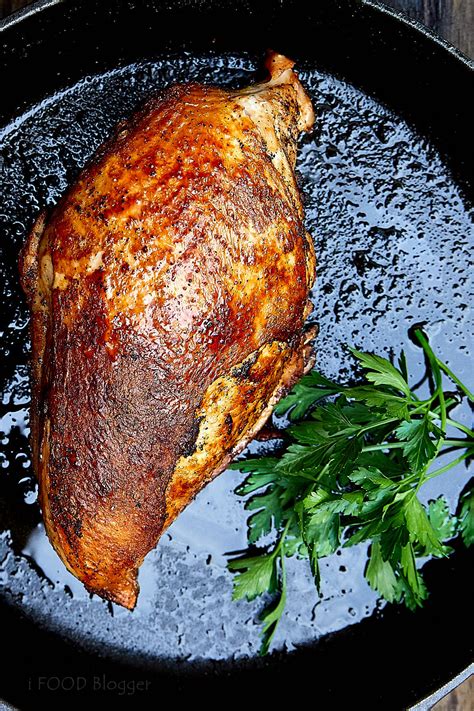 Crispy Oven-Roasted Turkey Breast - i FOOD Blogger