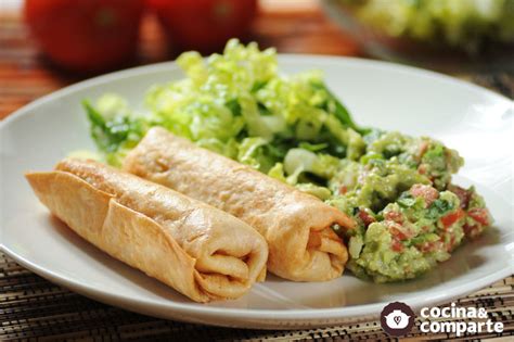 Y la podemos acompañar con infinidad de guarniciones. Receta Chimichanga de pollo | CyC