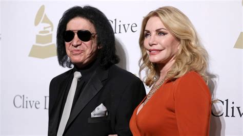 Gene Simmons Wife Meet Shannon Tweed The Kiss Frontmans Spouse