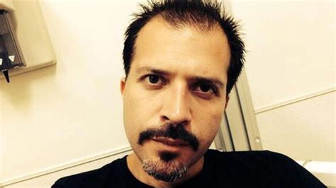 Paul John Vasquez Sons Of Anarchy Star Stirbt Mit 48 Jahren Sternde