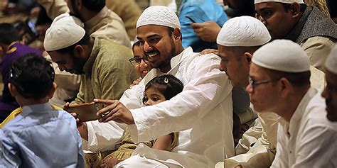 A New Estimate Of Us Muslim Population Pew Research Center