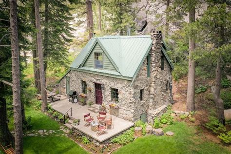 Dreamy Stone Cabin In The Woods Asks 542k Stone Cabin Beautiful