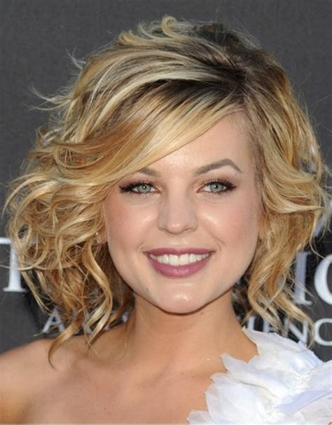 Mid Level Hair Cuts For Round Faces 30 Medium Length Hairstyles For