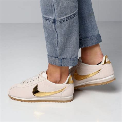 Nike Womens Classic Cortez Special Edition Creamgoldgum Nike