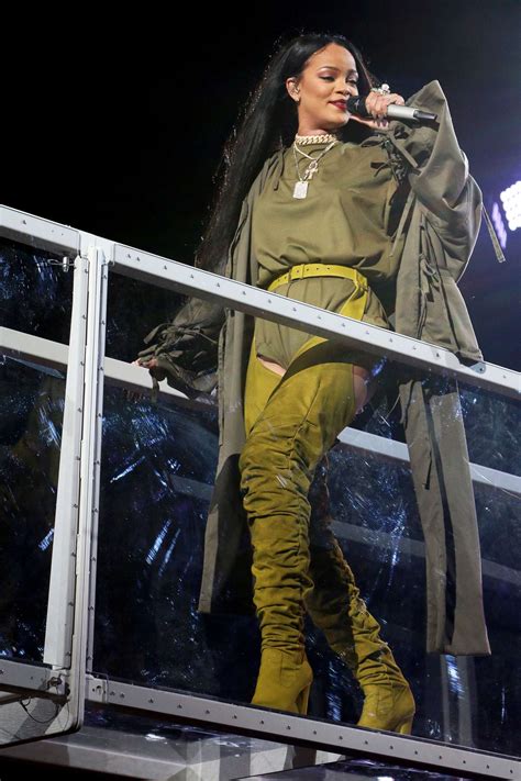 rihanna performing at the made in america festival 07 gotceleb