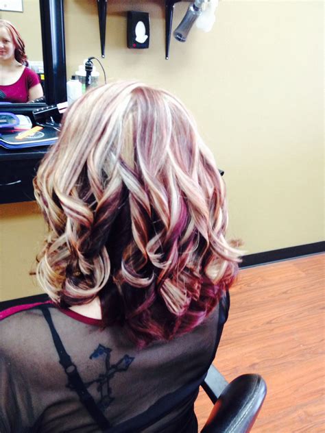 red red violet and blonde highlights and lowlights hair styles violet hair hair color highlights
