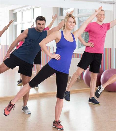 step aerobics 10 workouts benefits and tips step aerobics aerobics step workout