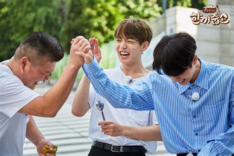 As of the broadcast on 26 february 2020 (episode 164), the members and guests dined successfully with 298 families, including eight families abroad (three in japan, three in russia and four in hawaii). "Let's Eat Dinner Together" Producer Shares How They ...