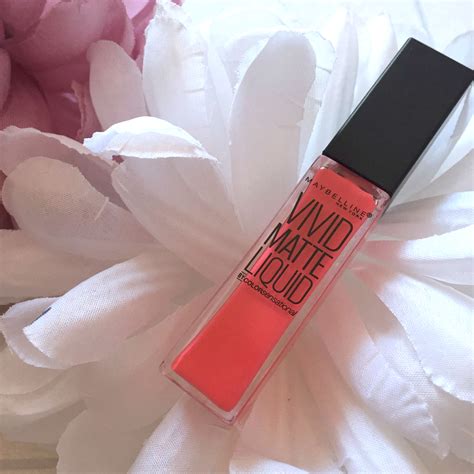 Maybelline Colour Sensational Vivid Matte Liquid Lipstick - Mammaful Zo ...