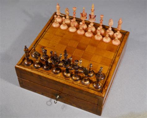 “selenus Chess Set And Board 18th Century Lathe Projects Wood Turning