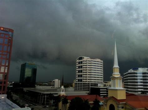 Line Of Storms Moves Across South Florida On Saturday Tribunedigital