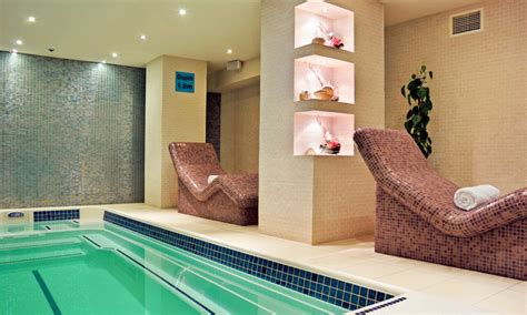 Spa Relaxation With Treatment And Bubbly For Two At 5 Montcalm Royal London House Experience