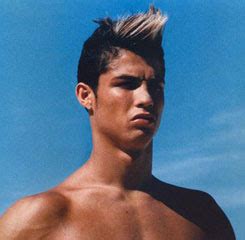 Cristiano ronaldo'nun yeni saç stili! Ronaldo Saç Modeli | erkek saç modelleri