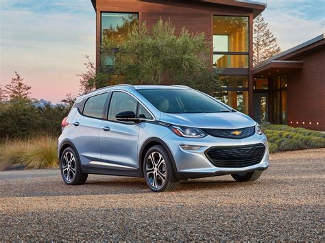 Chevrolets Bolt Electric Car Revealed Business Insider