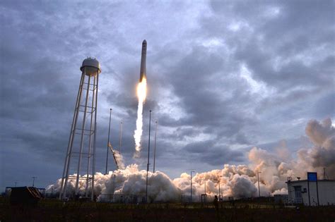 Photographing An Antares Rocket Launch At Wallops Island