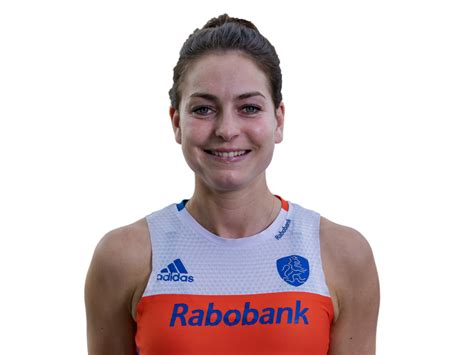 Sommige rollen werden door verschillende acteurs gespeeld. Eva de Goede - Hockey.nl