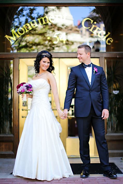 Hours may change under current circumstances CHUCK + CARRIE | Mariage
