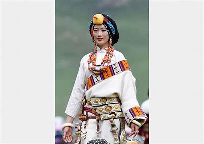 Tibetan Traditional Costumes During Culture Presented Chinadaily
