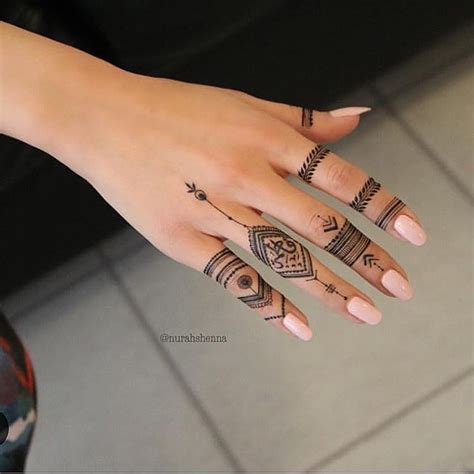 Discover 88 About Finger Mehndi Tattoo Super Hot Indaotaonec