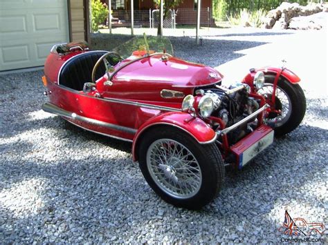 3 Wheel Super Sport Roadster Collectable Antique And Rare Show Car