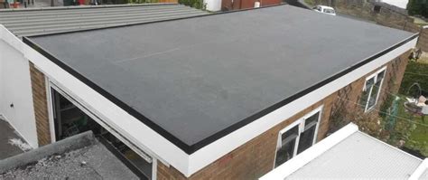 Flat Roof Maintenance 5 Tips