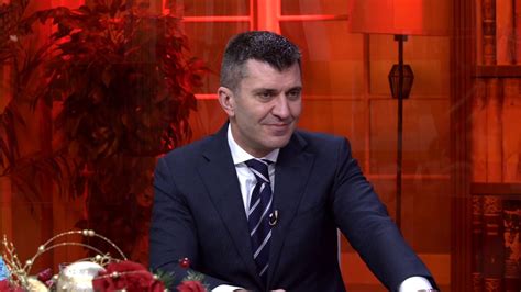 Mar 05, 2019 · srpski ministar je naveo da su slične obuke započete prošle godine i da su dale pozitivne rezultate, a da je ove godine predviđeno da 600 muškaraca starijih od 30 godina, koji nisu služili vojsku ili su odslužili u civilu, prođe specijalističke obuke i upozna se sa svim vidovima obrane zemlje. Ministar Djordjevic - Budalastine Djilasa i Boska ...