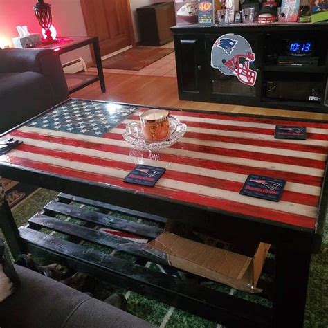 Vector files are available in ai, eps, and svg formats. Vintage American Flag coffee table | Etsy | Coffee table ...