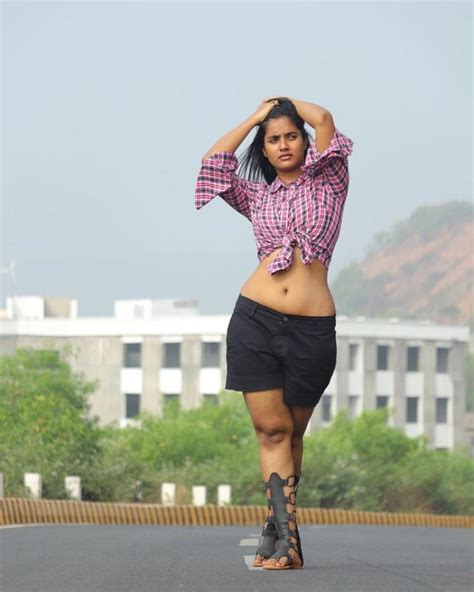 Actress Soumya Shetty Hot Photos Telugu Actress Gallery