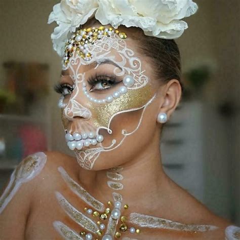 An Easy Way To Style Sugar Skull Makeup For Day Of The Dead
