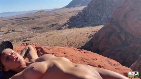 Hiking And Blowjobs In Red Rock Canyon Porn Video By Sparks Go Wild