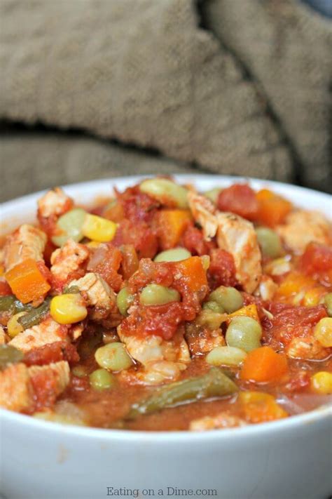 My family loves it when it gets cold out mix green salsa, diced tomatoes with green chile peppers, white beans, chicken broth, corn, onion, oregano, cumin, salt, and black pepper together in a slow cooker. Crockpot Chicken Vegetable Soup Recipe - Slow Cooker Chicken Soup