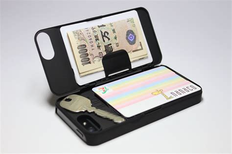 レビュー お出掛けはこれひとつでok：カード・お札・カギを収納できるケース『ilid Wallet Case For Iphone 5