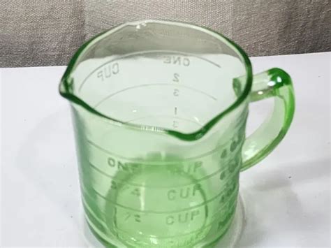 Vintage Kellogg S Green Uranium Vaseline Glass Measuring Cup Spouts