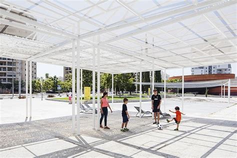 Cloud Seeding Pavilion Examines Dichotomy Between Sun And Shade Cloud