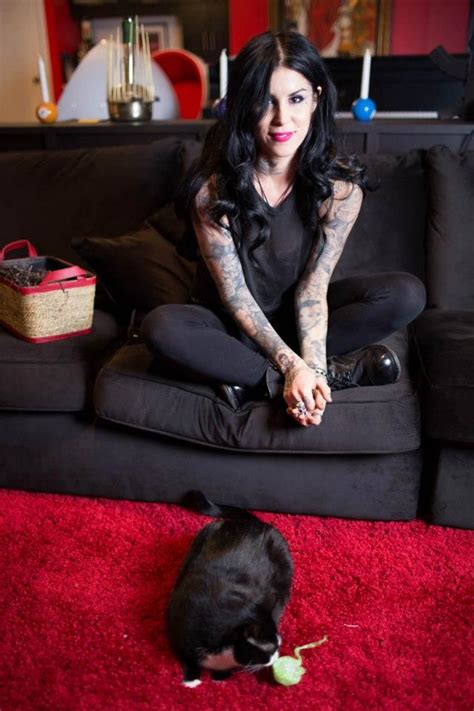 Kat Von Dee Is So Beautiful Gothic Glam Female Tattoo Artists Animal