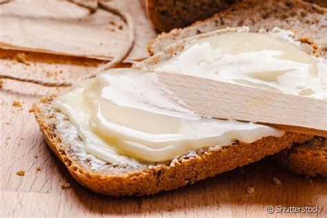 Manteiga margarina requeijão ou geleia o que é mais saudável e menos