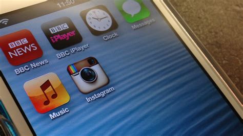 Instagram Unveils Caption Editing And Discovery Update Bbc Newsbeat
