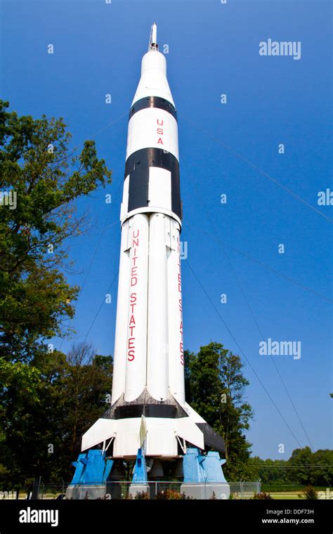Nasa Rocket At The Alabama Welcome Center On Interstate 65 Stock Photo