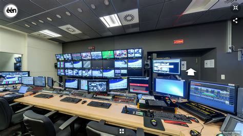 With our dedicated team we offer the latest news and sport as well as features on culture and lifestyle. Binnenkijken bij VRT Nieuws met VRT Virtueel
