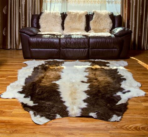 Brown And White Cowhide Rug 2 175x200 Cm